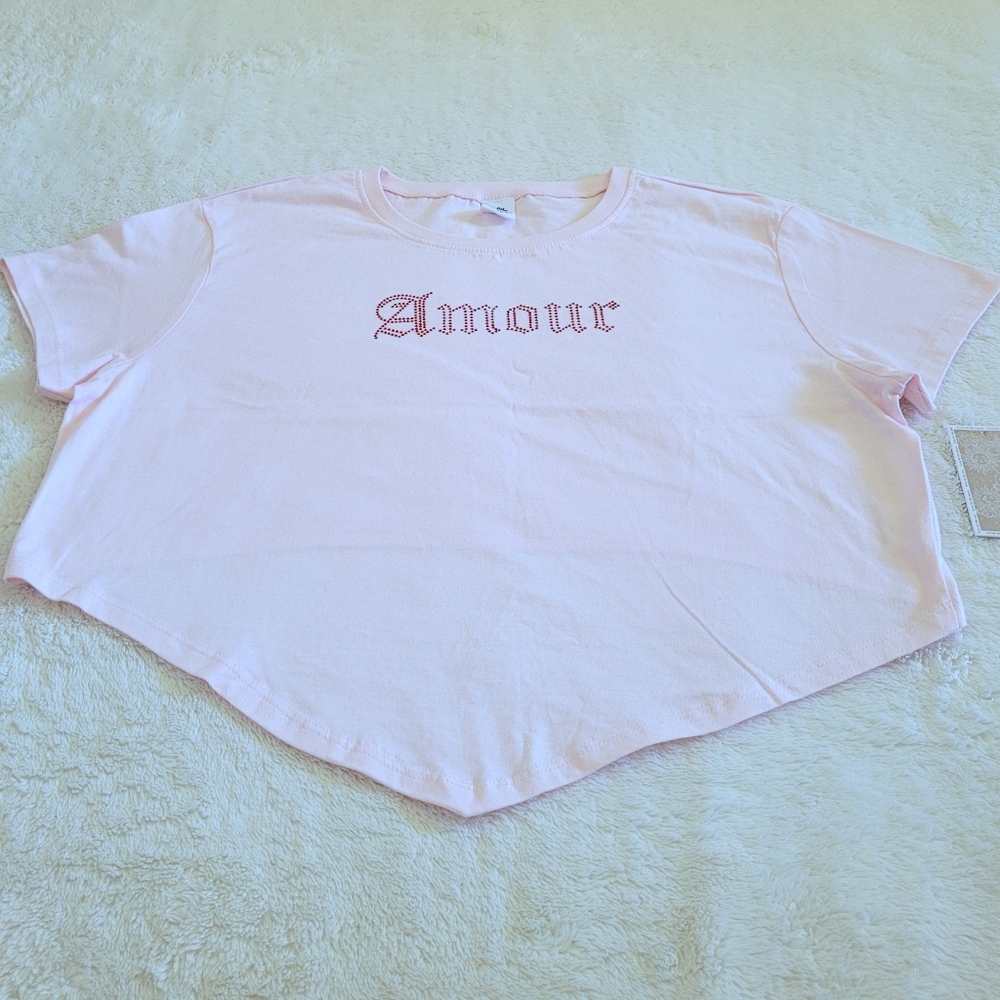La Luna🌙 "Amour"♥️ Rhinestone Tee👕 - NWT - Picture 12 of 14